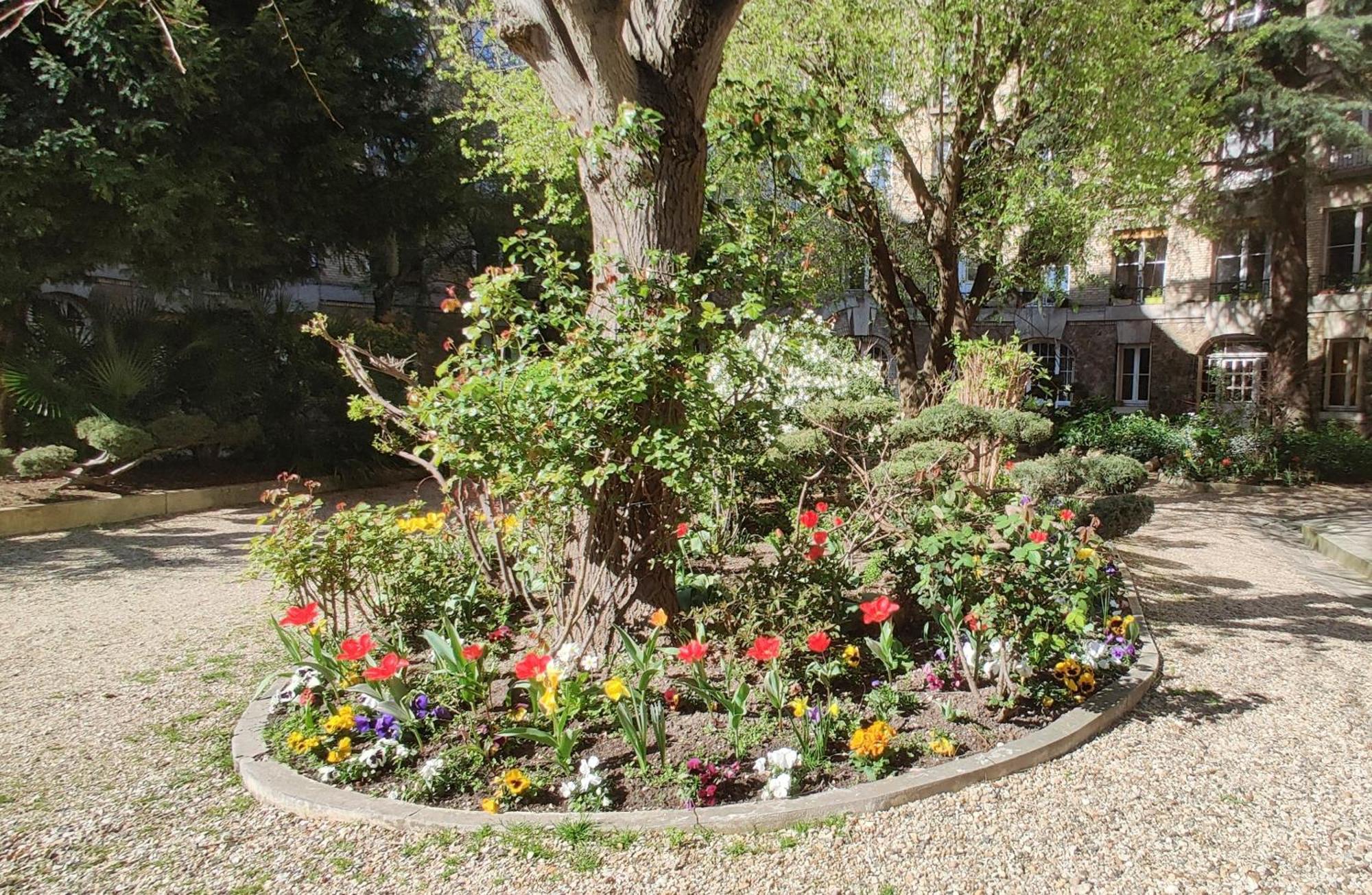 Luxueux Appartement Sur Jardin Paris Eksteriør billede